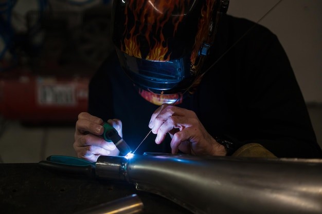 How to Find the Right Handheld Laser Welder for Your Needs?